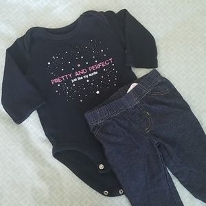 Baby girl size 0-3 months longsleeve outfit